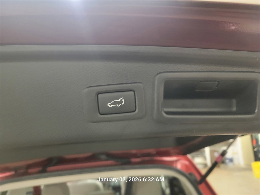 Used 2015 Subaru Forester 2.5i Limited image 18