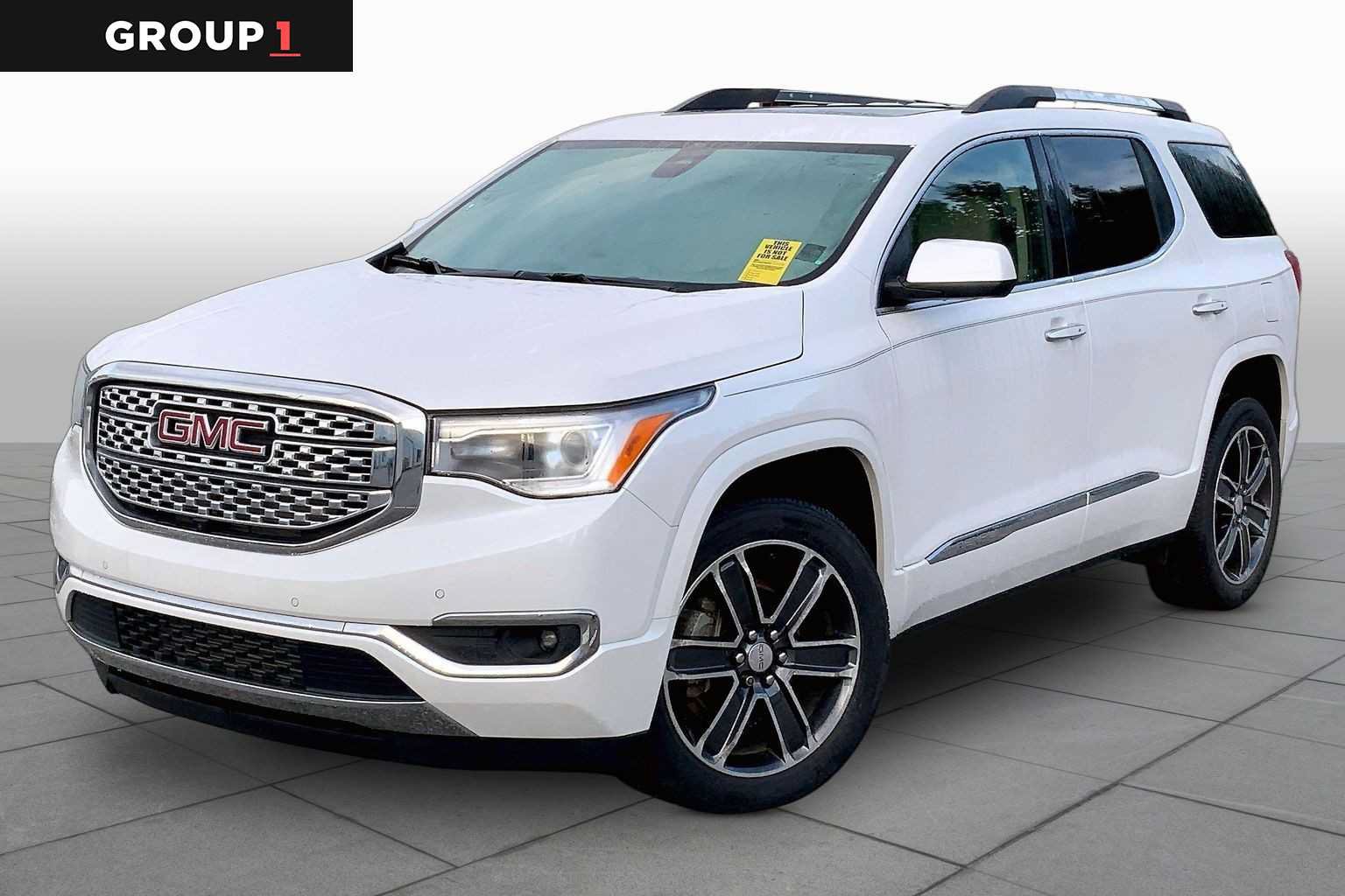 Used 2019 GMC Acadia Denali w/ Technology Package AWD/4WD image 1