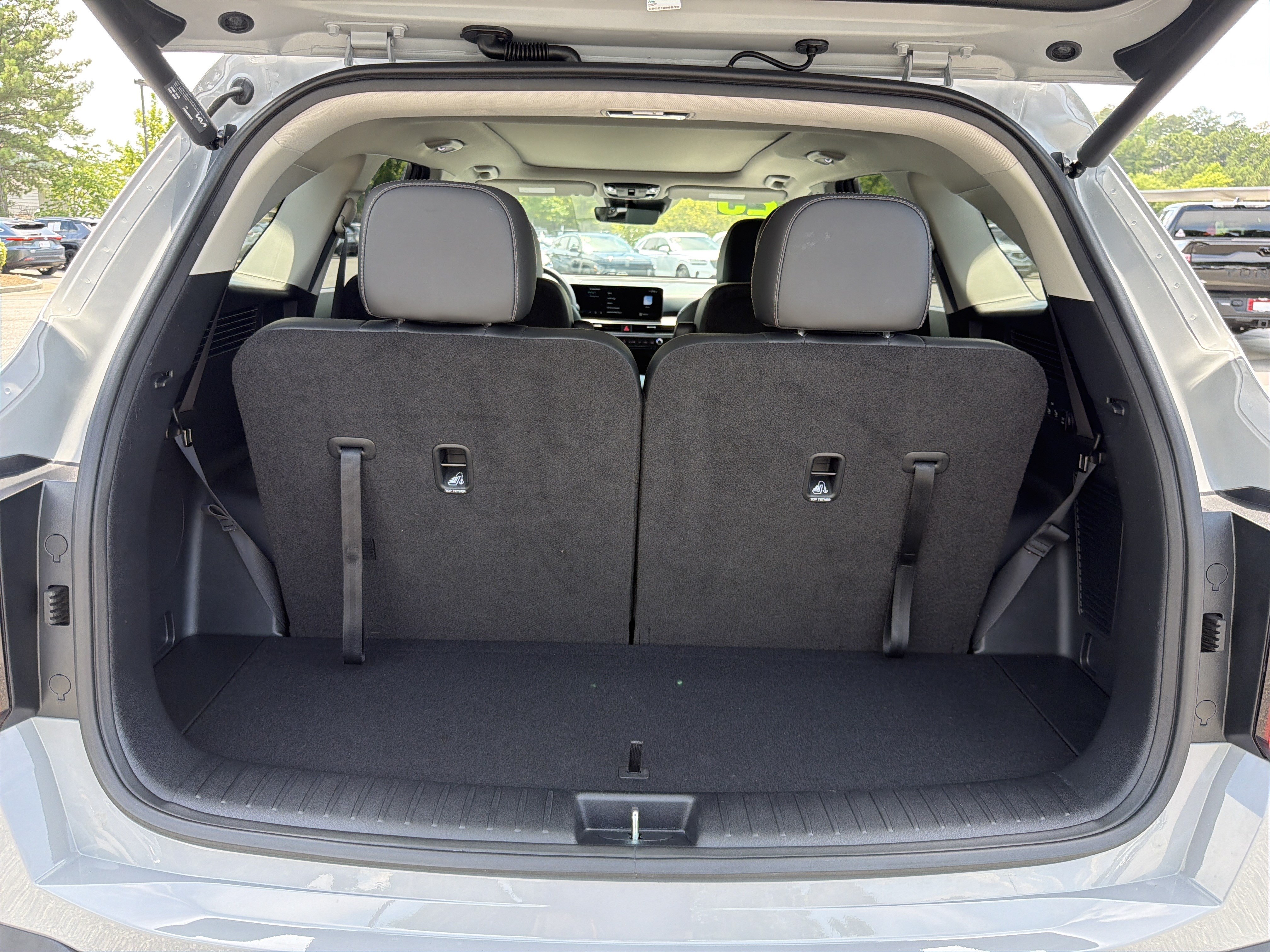 Used 2025 Kia Sorento EX w/ Panoramic Sunroof Package FWD image 29