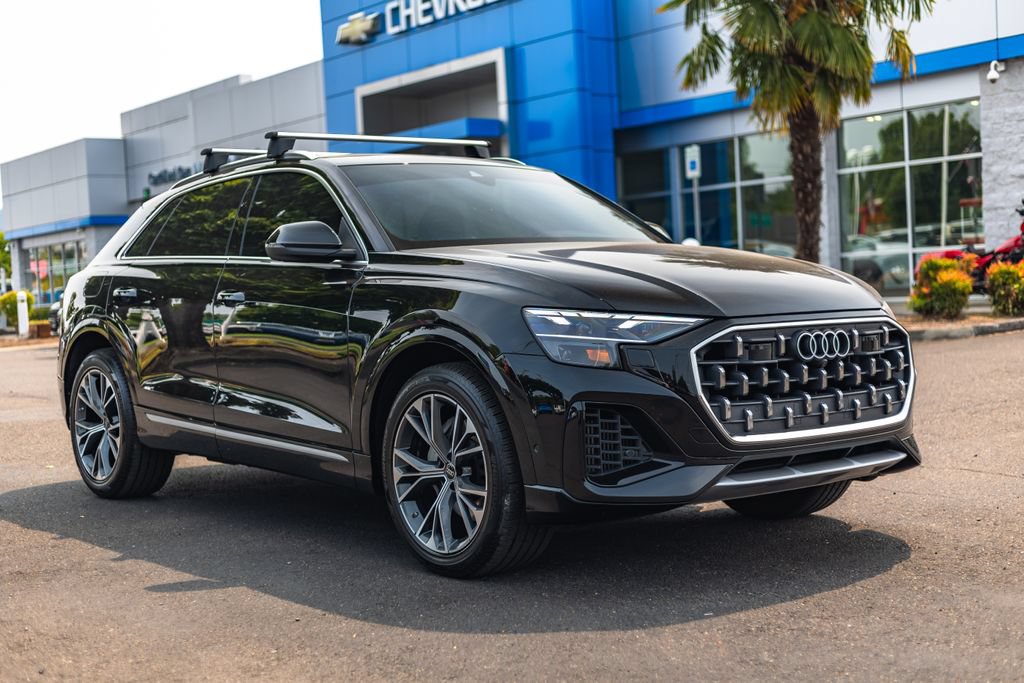 Used 2025 Audi Q8 Premium Plus AWD/4WD image 6