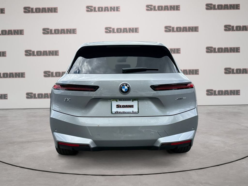 Certified 2026 BMW iX xDrive60 AWD/4WD image 4