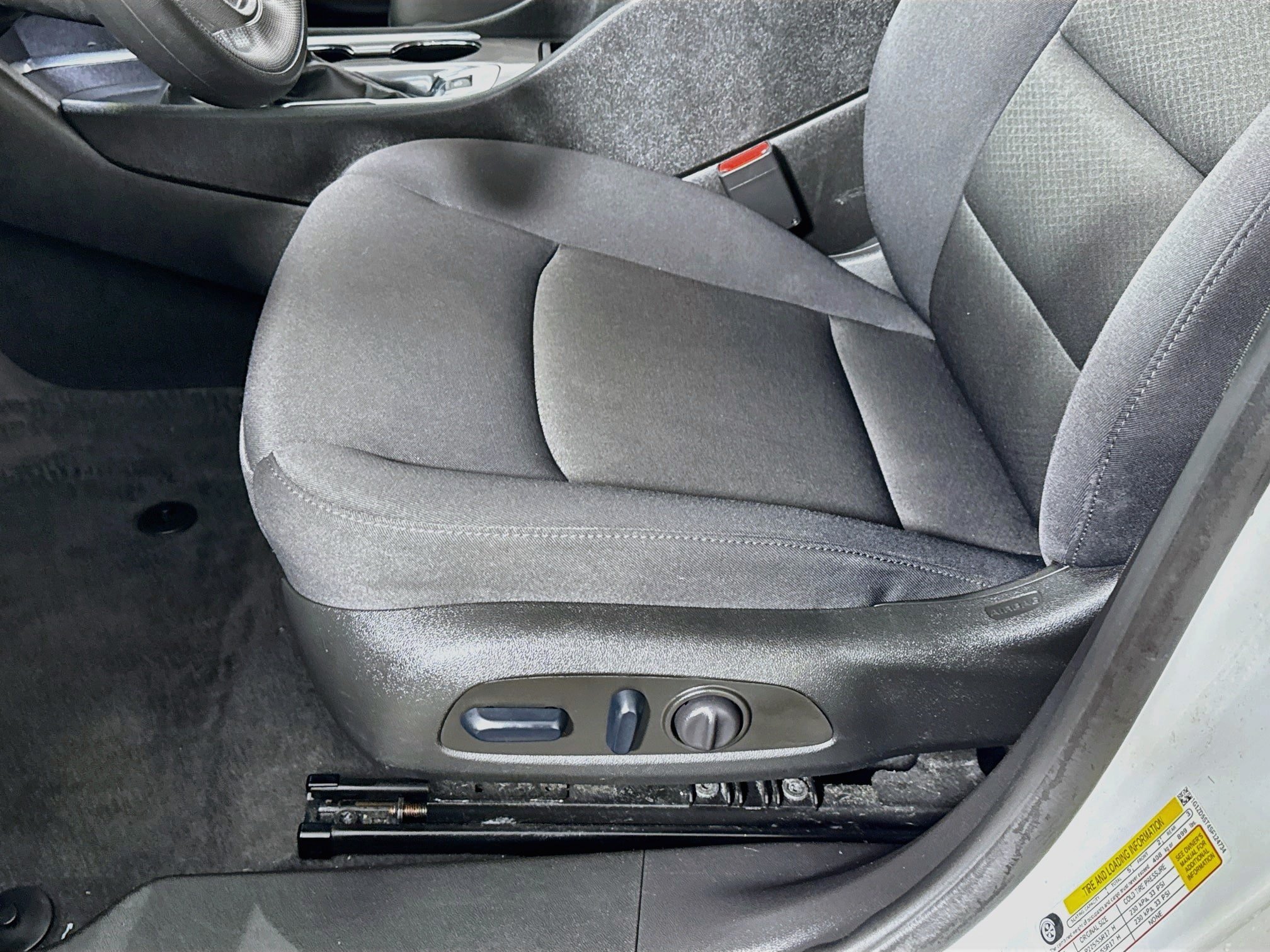 Used 2025 Chevrolet Malibu LT FWD image 21
