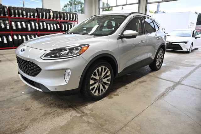 Used 2020 Ford Escape Titanium AWD/4WD image 8