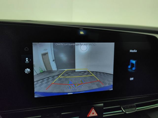 Certified 2025 Hyundai Elantra SEL FWD image 26