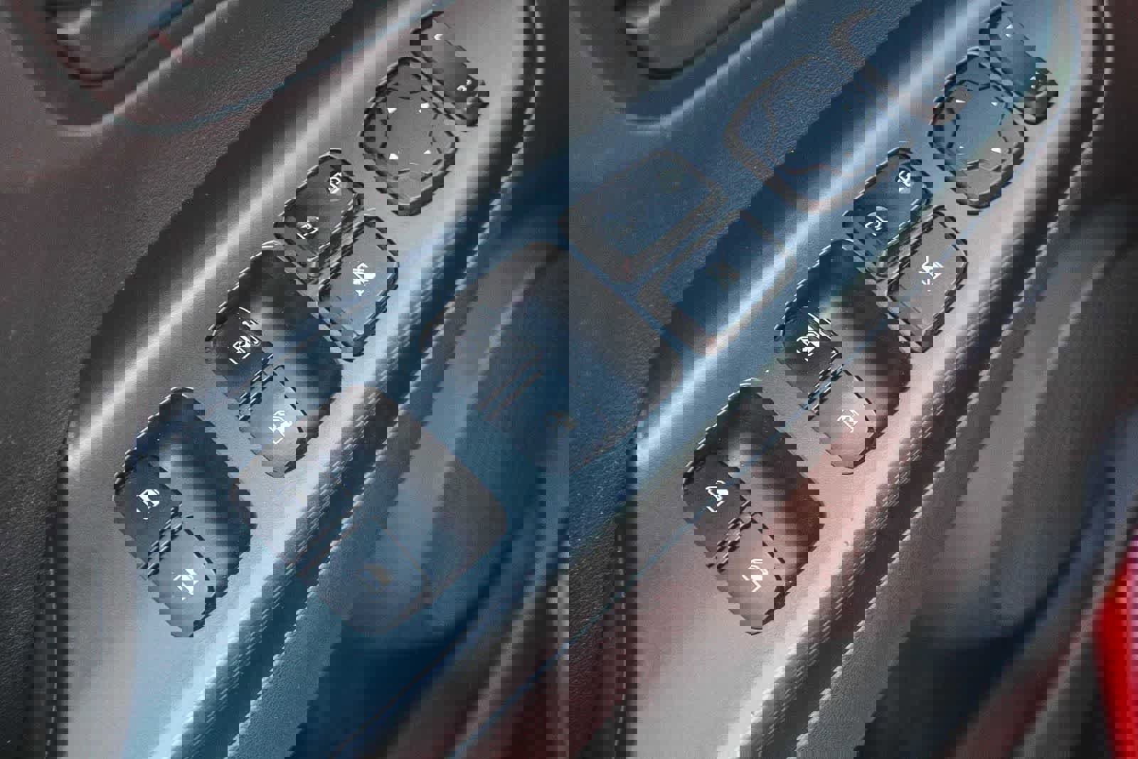 Certified 2021 Hyundai Kona SEL FWD image 27