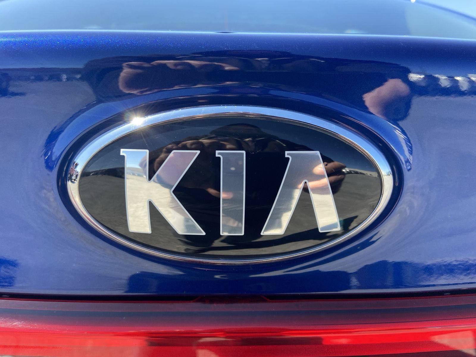 Used 2020 Kia Forte LXS FWD image 31