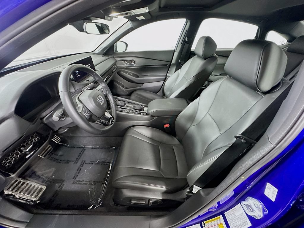 Used 2025 Honda Accord Sport image 15