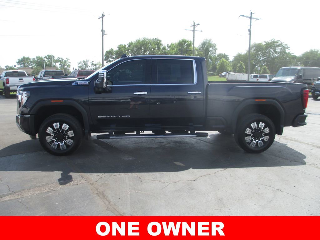 Used 2024 GMC Sierra 2500 Denali w/ Denali Reserve Package AWD/4WD image 10