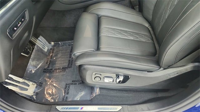 Used 2026 BMW X7 M60i image 38