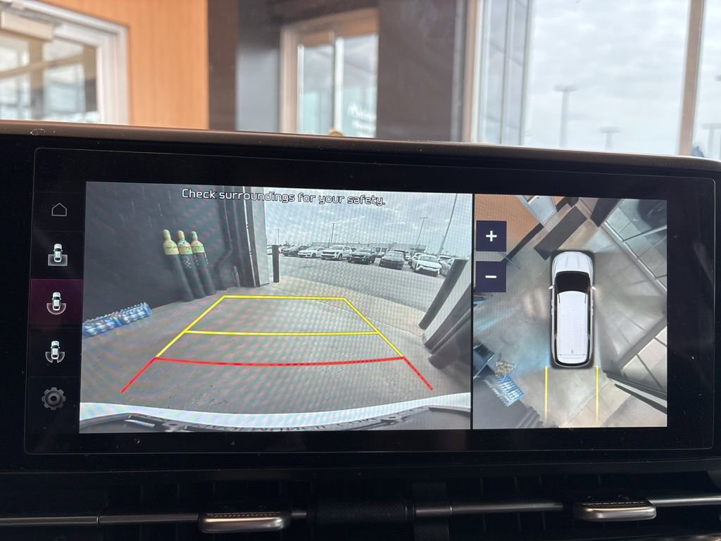 Certified 2022 Kia Carnival SX Prestige image 29