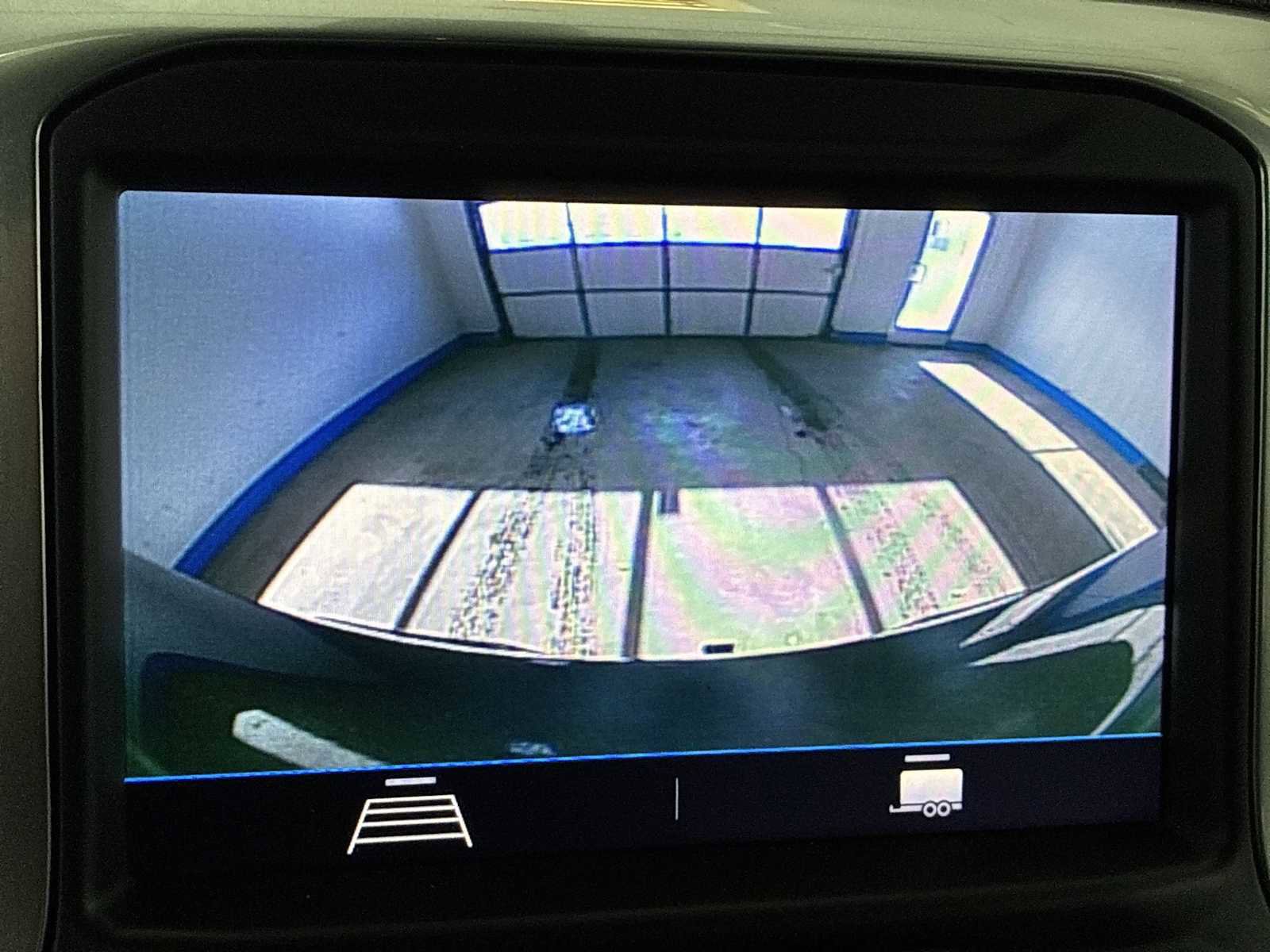 Used 2022 Chevrolet Silverado 1500 LT image 22