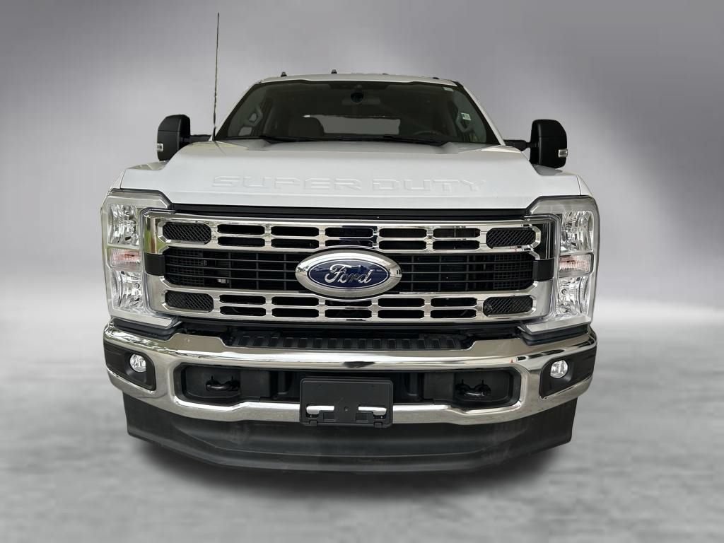 Used 2025 Ford F350 XLT AWD/4WD image 11