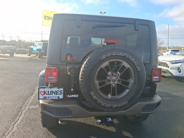 Used 2016 Jeep Wrangler Sahara AWD/4WD image 7
