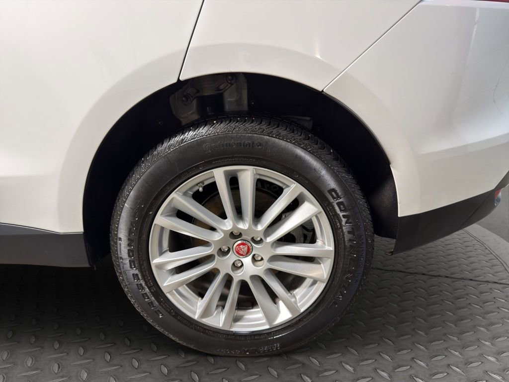 Used 2020 Jaguar F-PACE Prestige image 25