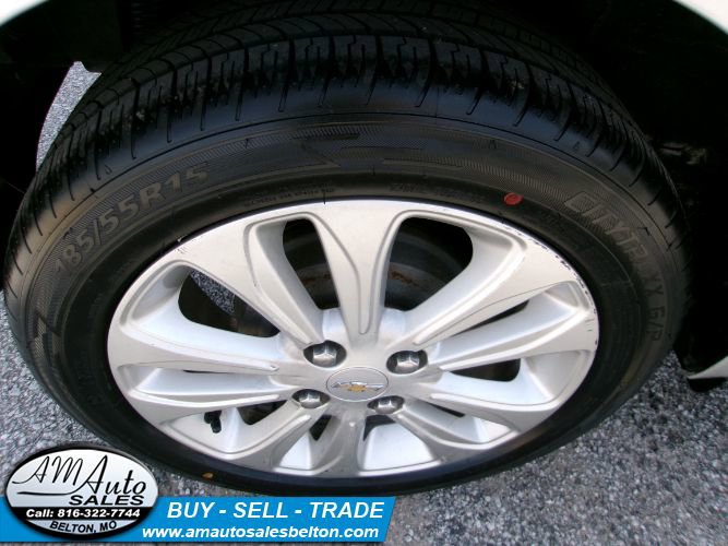 Used 2016 Chevrolet Spark LT image 10