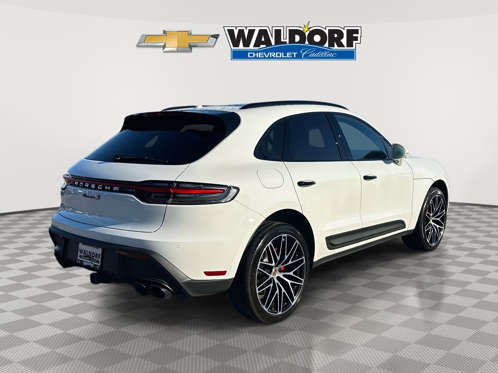 Used 2022 Porsche Macan S image 6
