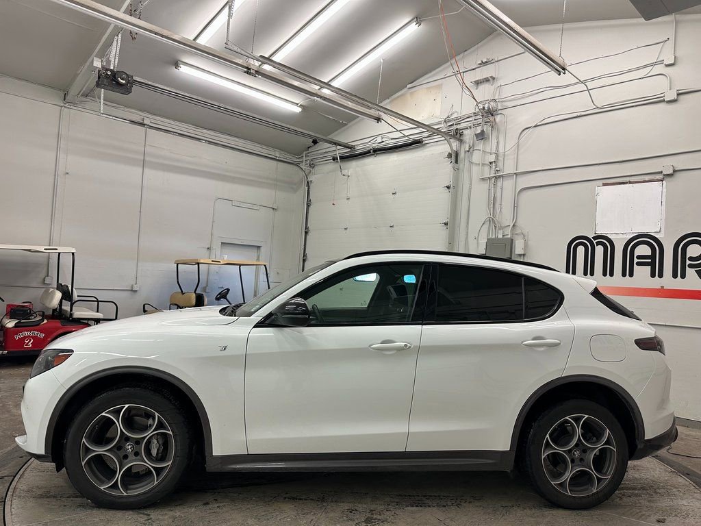 Used 2024 Alfa Romeo Stelvio Ti w/ Active Assist Plus Package AWD/4WD image 13