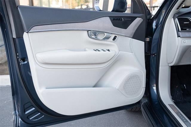 Used 2021 Volvo XC90 T6 Inscription w/ Advanced Package image 21
