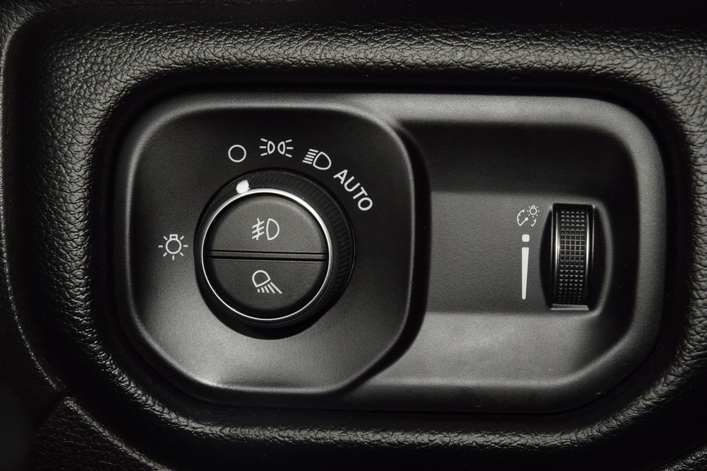 Used 2020 RAM 1500 Big Horn image 31