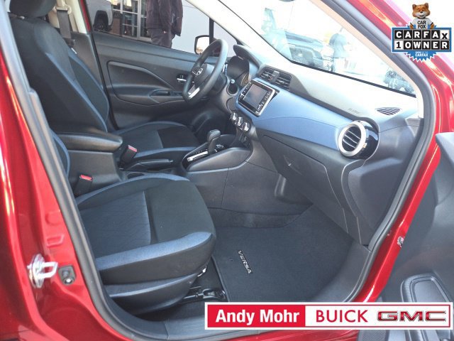 Used 2025 Nissan Versa SV w/ Trunk Package FWD image 46
