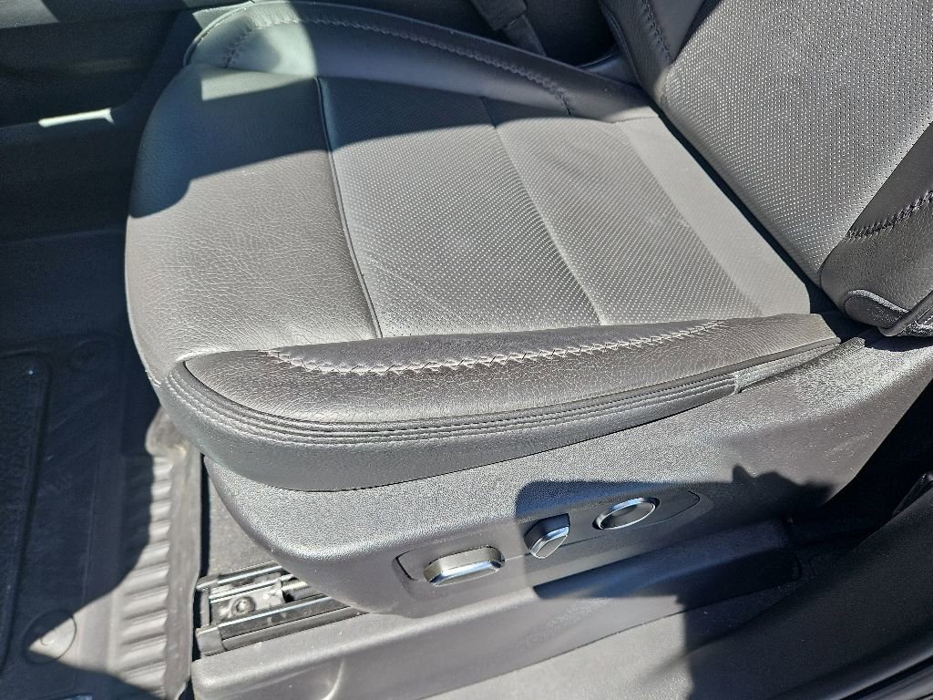 Used 2024 GMC Sierra 1500 Denali AWD/4WD image 19