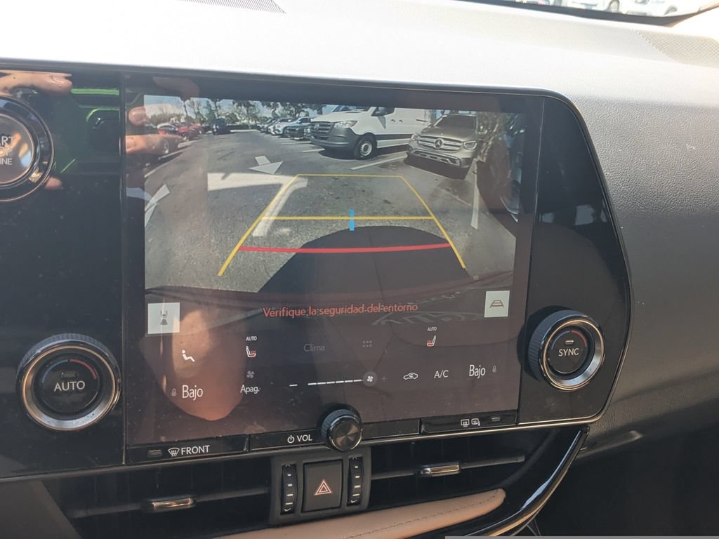 Used 2023 Lexus NX 250 FWD w/ Towing Package (2000 Lbs) image 9