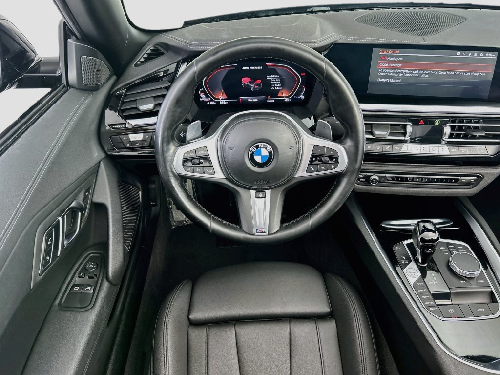 Certified 2022 BMW Z4 M40i w/ Driving Assistance Package RWD image 10
