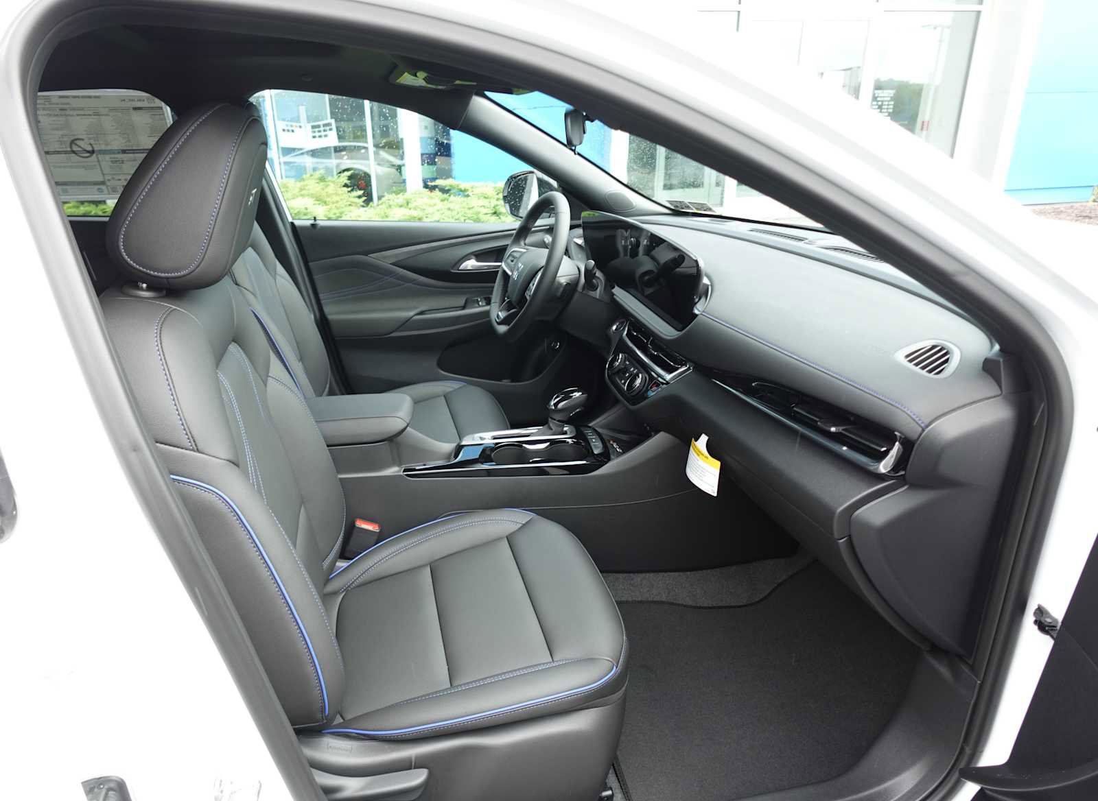 New 2026 Buick Envista Sport Touring w/ Convenience II Package image 28