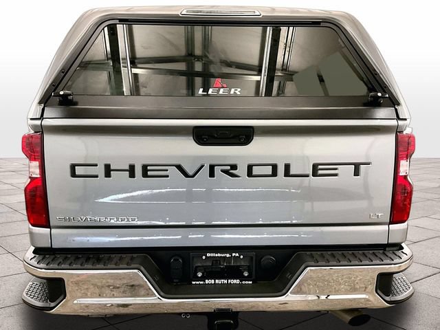 Used 2025 Chevrolet Silverado 2500 LT AWD/4WD image 4
