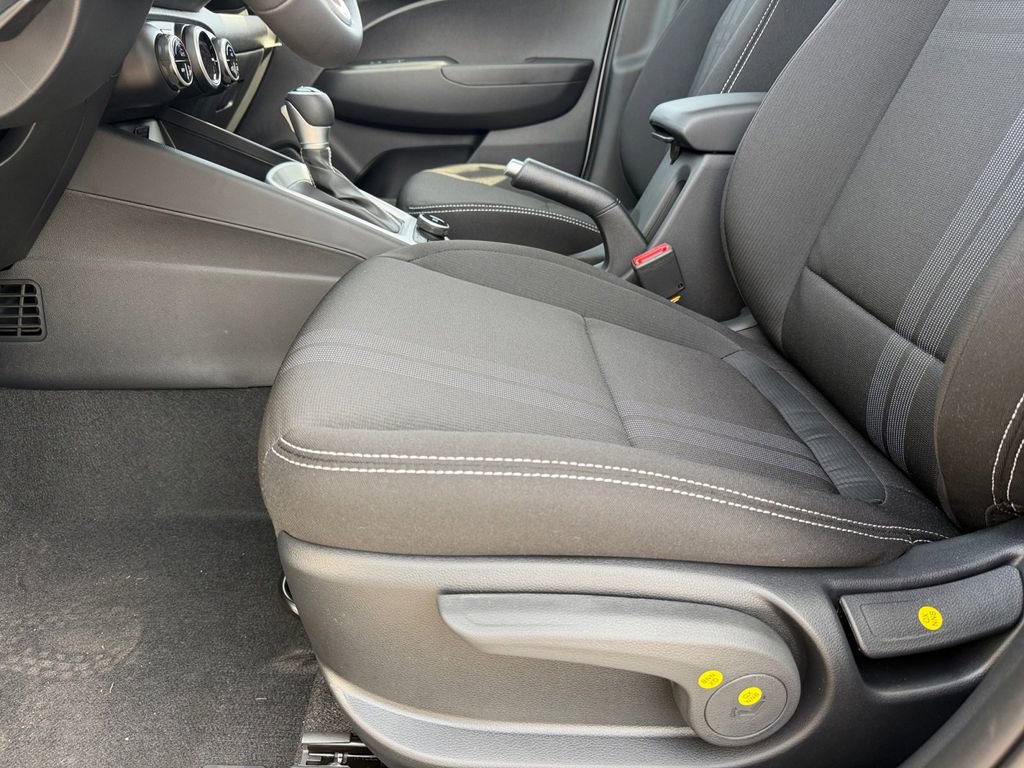 New 2026 Hyundai Venue SEL FWD image 11