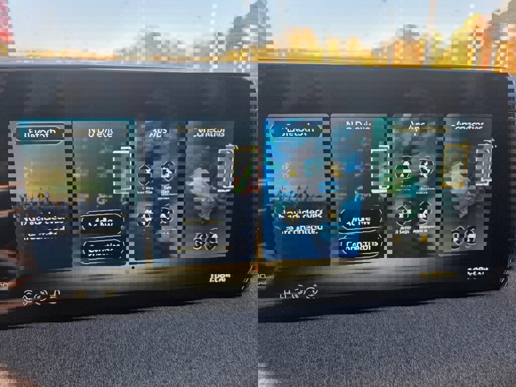 New 2026 Nissan Kicks SV image 17