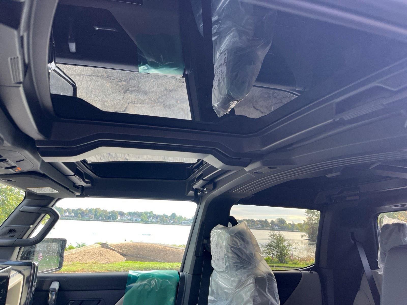 New 2026 GMC Hummer EV 4x4 Crew Cab image 18