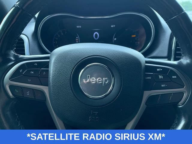 Used 2020 Jeep Grand Cherokee Laredo w/ All-Weather Capability Group AWD/4WD image 12