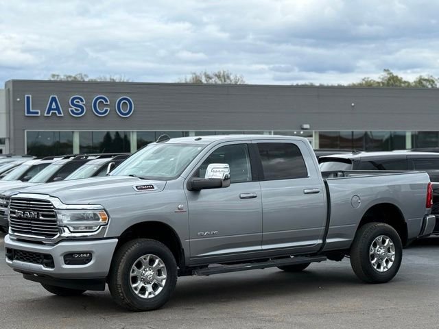 Used 2024 RAM 2500 Laramie AWD/4WD image 1