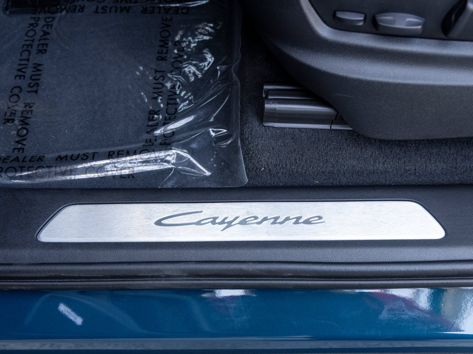 Certified 2026 Porsche Cayenne Coupe AWD/4WD image 30