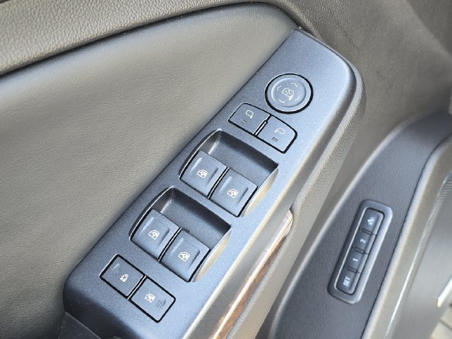 Used 2016 Chevrolet Tahoe LT AWD/4WD image 10