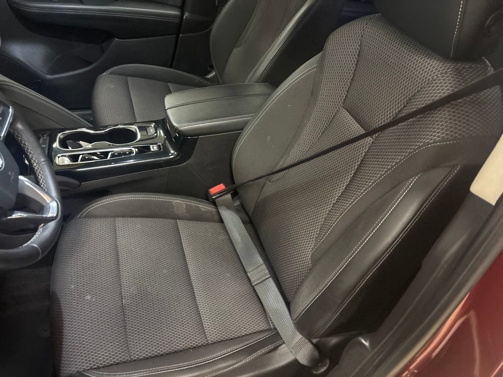 Used 2021 Buick Envision Preferred AWD/4WD image 19