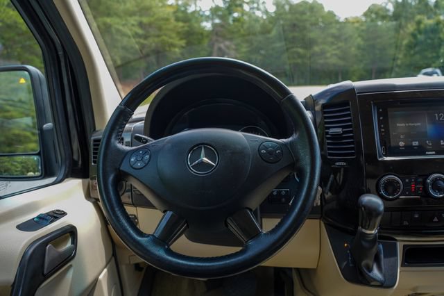 Used 2016 Mercedes-Benz Sprinter 2500 image 54