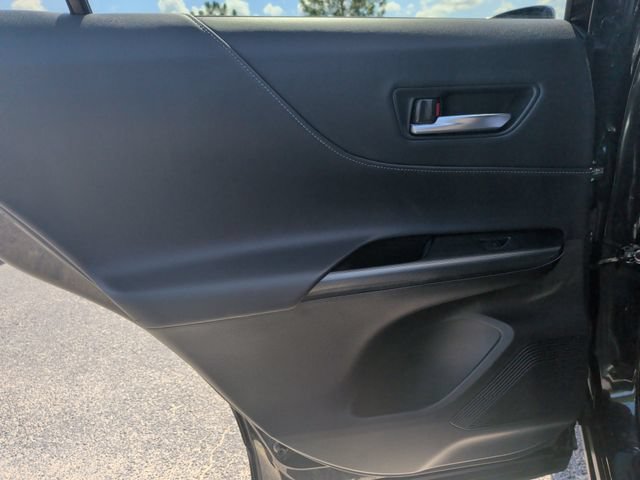 Used 2023 Toyota Venza XLE AWD/4WD image 24
