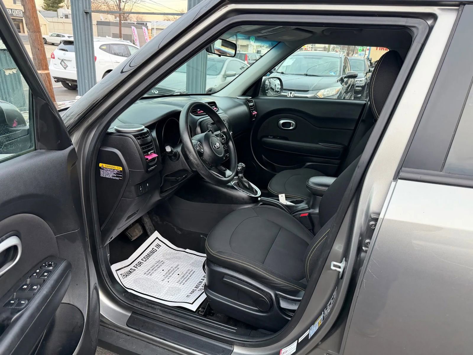 Used 2014 Kia Soul + FWD image 14