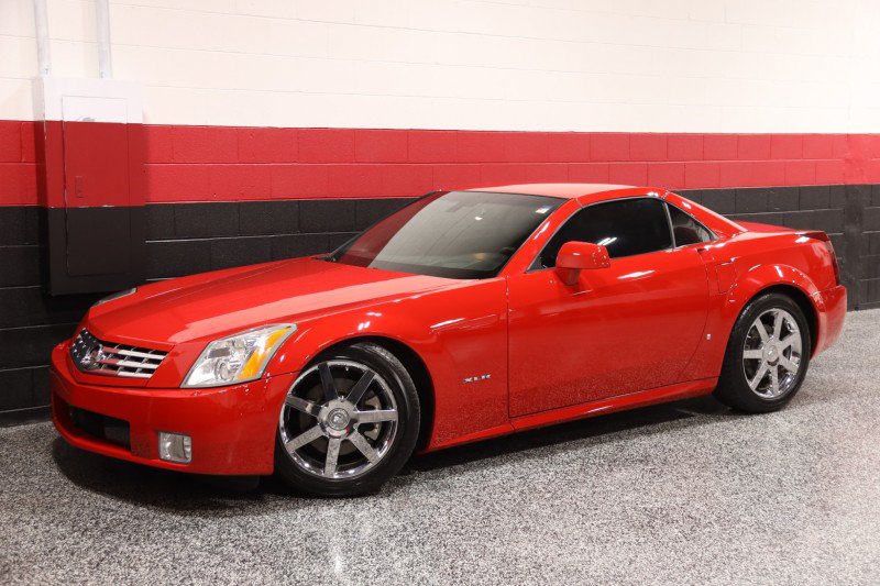 Used 2007 Cadillac XLR RWD image 20