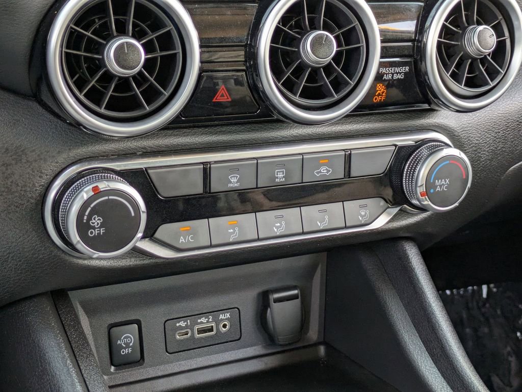 Used 2024 Nissan Sentra SV image 17