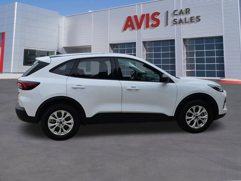 Used 2025 Ford Escape Active AWD/4WD image 7