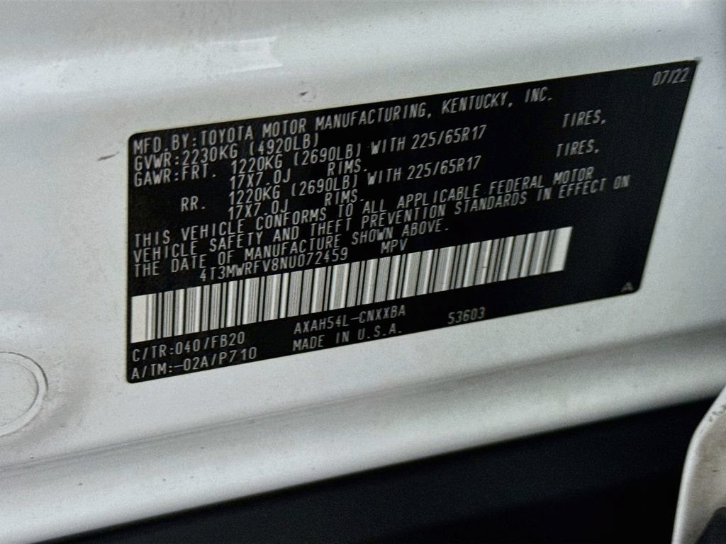 Certified 2022 Toyota RAV4 LE AWD/4WD image 33