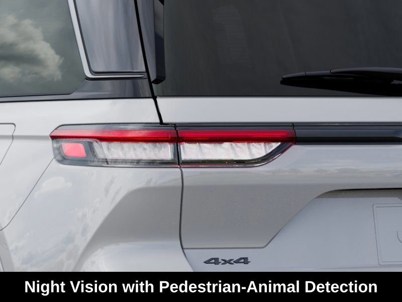 New 2026 Jeep Grand Cherokee Summit image 9