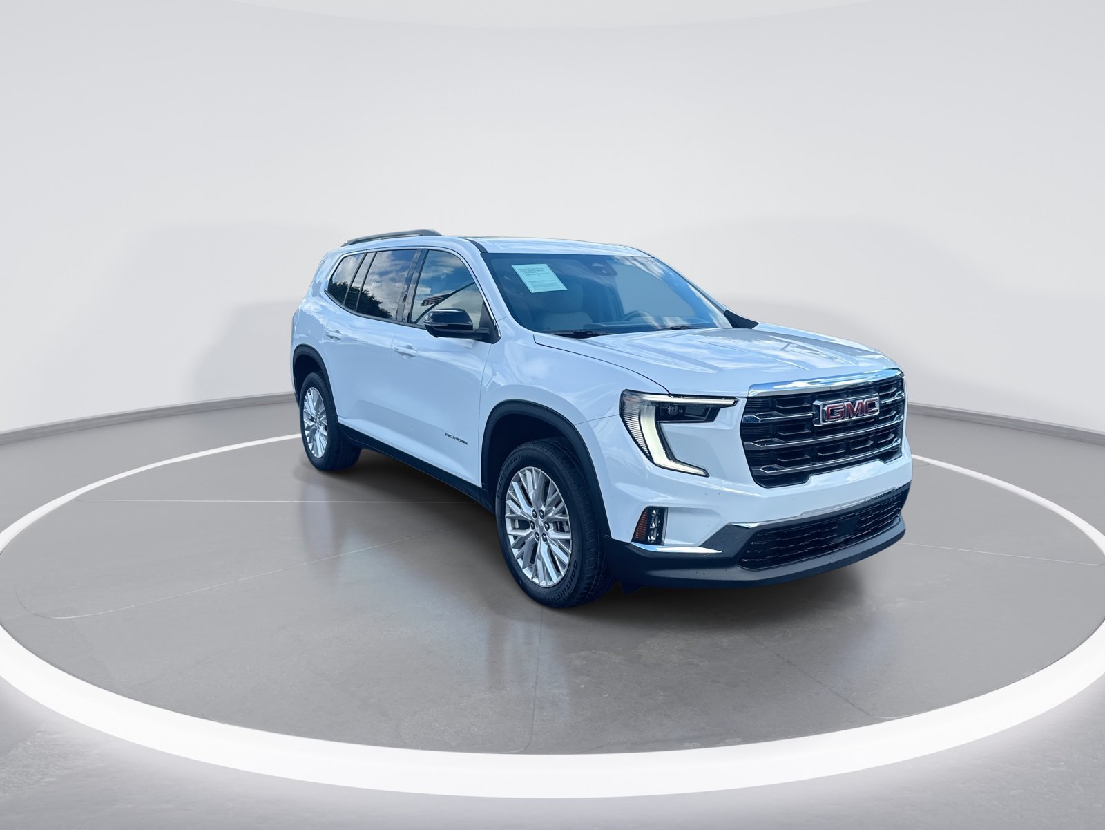 Used 2026 GMC Acadia Elevation w/ Elevation Premium Package FWD image 2