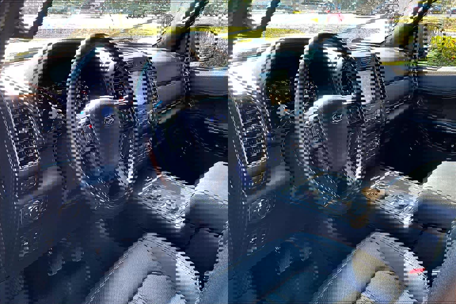 Used 2018 Ford Expedition Limited w/ Equipment Group 301A image 18