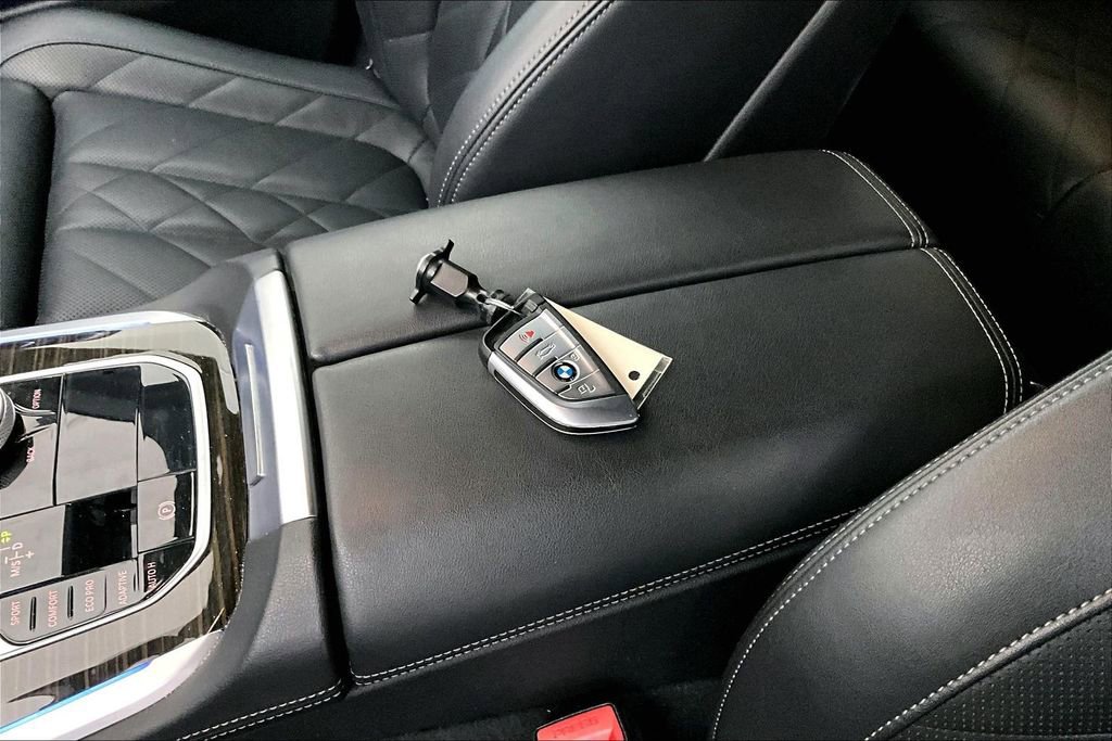 Used 2023 BMW X5 sDrive40i image 14