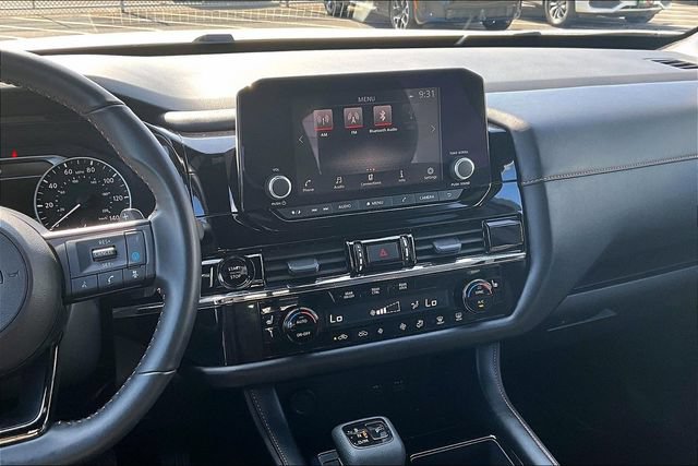 Used 2025 Nissan Pathfinder Rock Creek AWD/4WD image 6