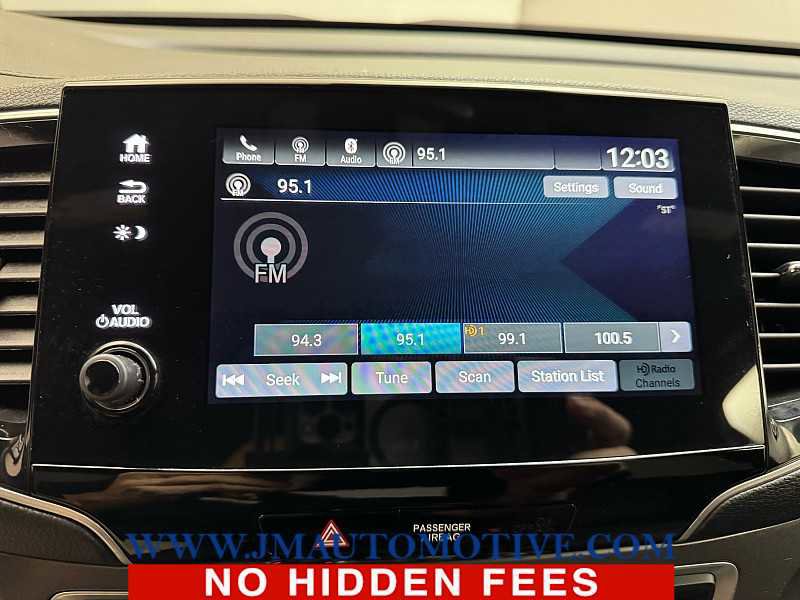 Used 2022 Honda Pilot Sport image 25